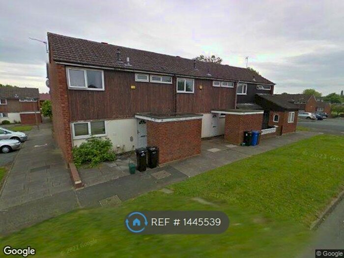3 Bedroom End Of Terrace House To Rent In Offerton, Stockport, SK2