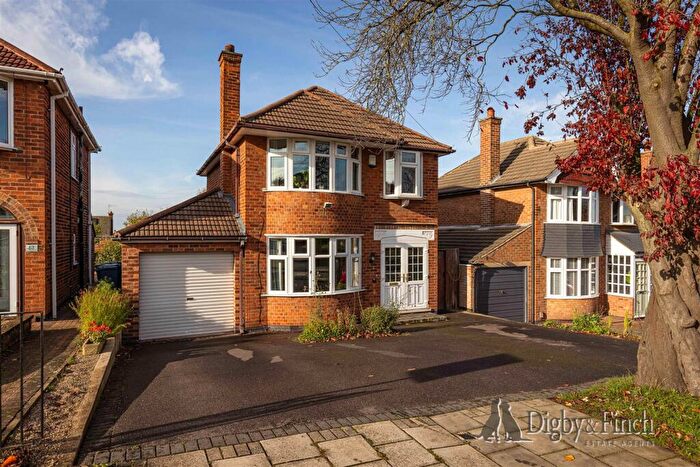 4 Bedroom Detached House For Sale In Greythorn Drive, West Bridgford, Nottingham, NG2