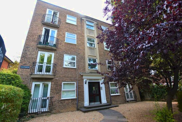 1 Bedroom Apartment To Rent In St. Andrews Square, Surbiton, KT6