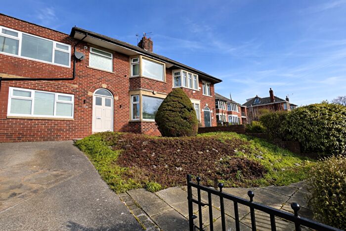 3 Bedroom Semi Detached House For Sale In Poulton Road, Blackpool, FY3