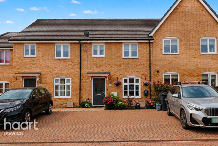 3 Bedroom Terraced House For Sale In Vale View Road, Ipswich, IP8