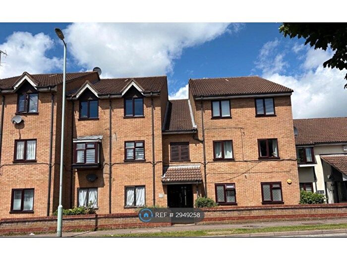 1 Bedroom Flat To Rent In Studio Way, Borehamwood, WD6