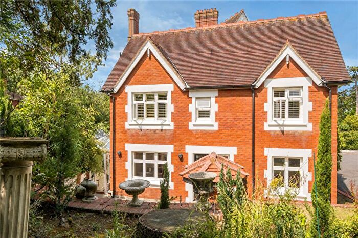 3 Bedroom Semi-Detached House For Sale In Church Road, Shortlands, Bromley, BR2