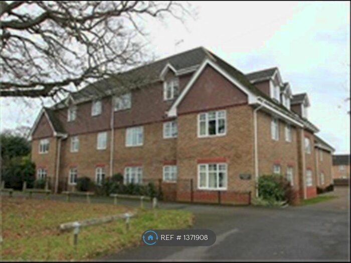 1 Bedroom Flat To Rent In Vale Road, Camberley, GU15