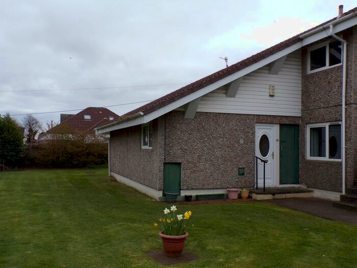 2 Bedroom Flat To Rent In Fairhaven, Dunoon, Argyll And Bute, PA23