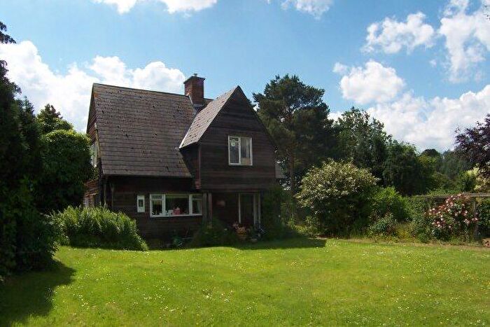 3 Bedroom Detached House To Rent In Postern Lane, Tonbridge, TN11