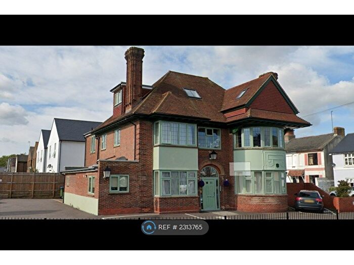2 Bedroom Flat To Rent In The Elms, Worthing, BN14