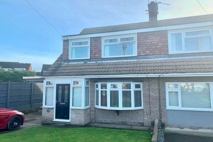 3 Bedroom Semi-Detached House To Rent In Lincoln Close, Nottingham, NG9