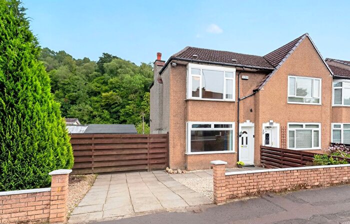 2 Bedroom End Of Terrace House For Sale In Alyth Crescent, Clarkston, Glasgow, East Renfrewshire, G76