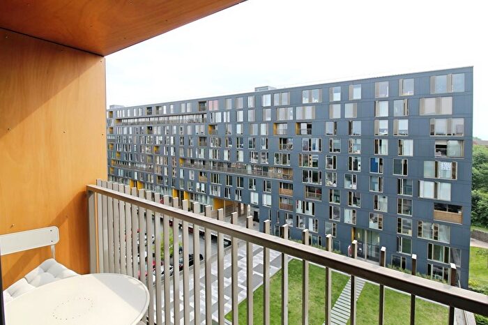 1 Bedroom Flat To Rent In Saxton, The Avenue, Leeds, West Yorkshire, LS9