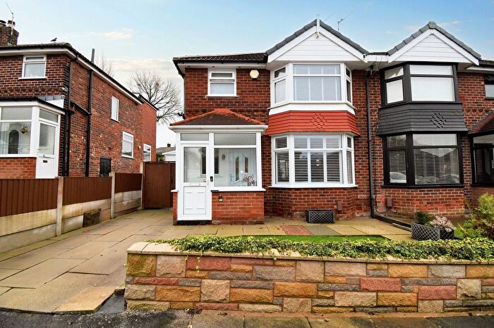 3 Bedroom Semi Detached House For Sale In Margrove Road, Salford, M6