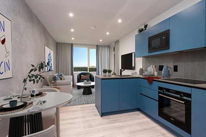 2 Bedroom Flat For Sale In Southmere, Thamesmead, Bexley, SE2