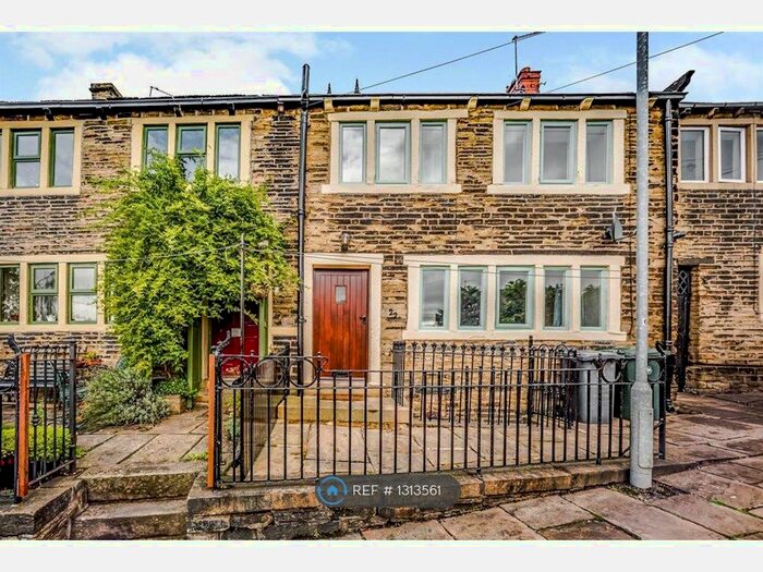 2 Bedroom Terraced House To Rent In Church Street, Longwood, Huddersfield HD3