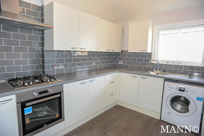 1 Bedroom Flat To Rent In Burnt Ash Road, London, SE12