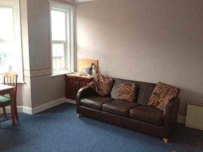3 Bedroom Apartment To Rent In The Broadway, Southampton, SO17