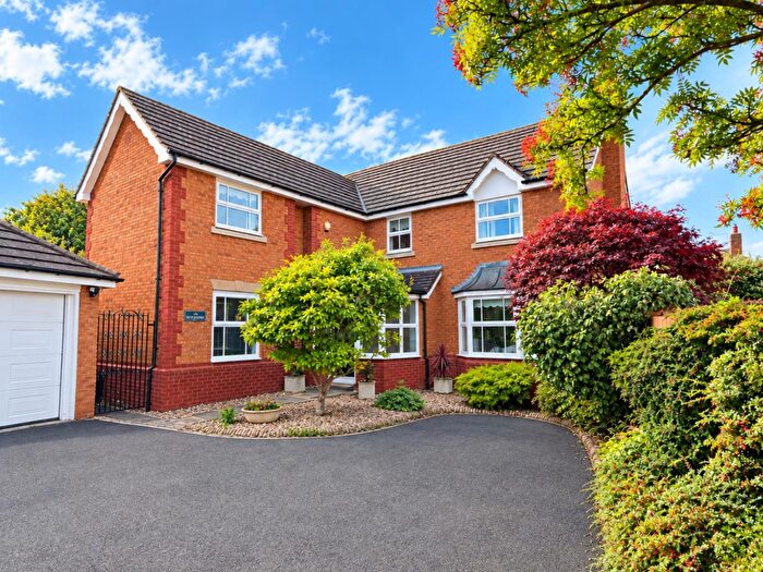 4 Bedroom Detached House For Sale In Extended Residence Situated Within Executive Yatton Cul De Sac, BS49