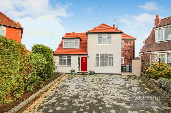 4 Bedroom Detached House To Rent In Teesdale Avenue, Davyhulme, Trafford, M41