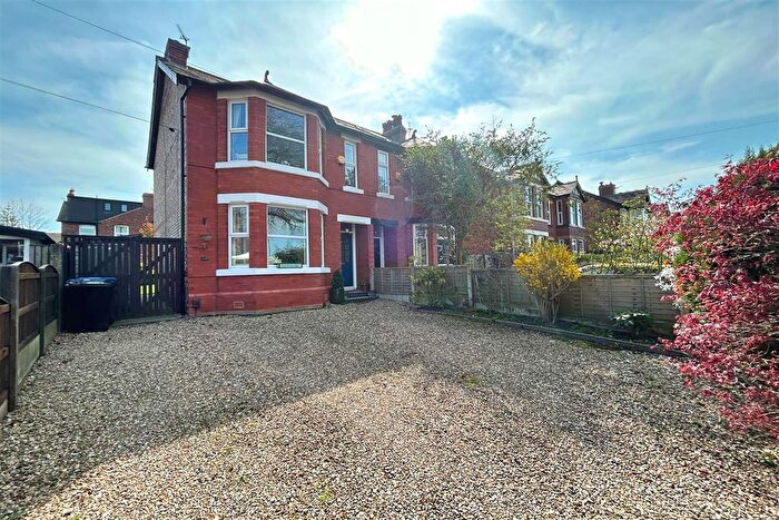 3 Bedroom Semi-Detached House For Sale In Priory Road, Sale, M33