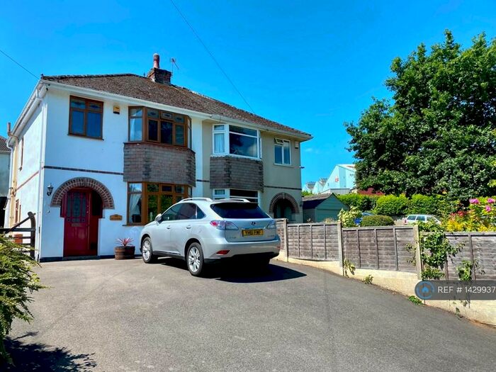 3 Bedroom Semi-Detached House To Rent In Vallis Road, Frome, BA11