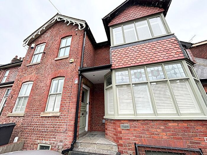 4 Bedroom Semi-detached House To Rent In Victoria Crescent, Manchester, M30