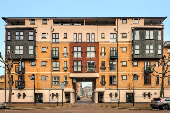 2 Bedroom Flat To Rent In Bowes Lyon Hall, Wesley Avenue, London, E16