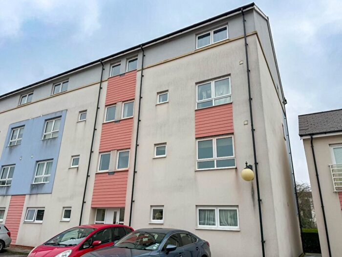 2 Bedroom Apartment To Rent In Guillemot Road, Portishead, Somerset, BS20