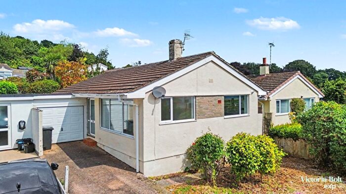 2 Bedroom Bungalow For Sale In Chestnut Drive, Brixham, TQ5