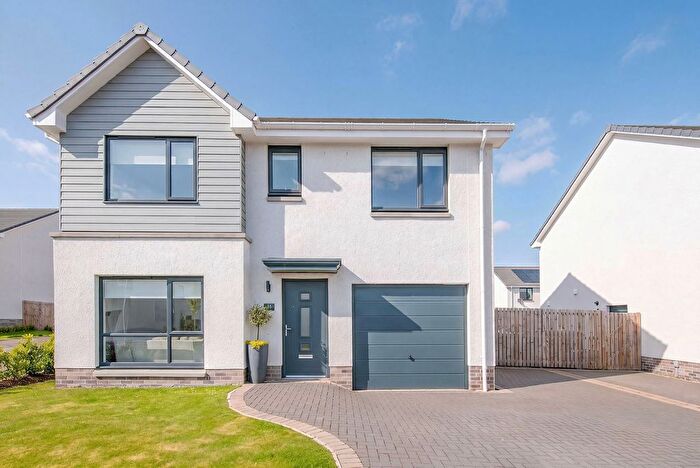4 Bedroom Detached House For Sale In Jura Way, Crieff, PH7