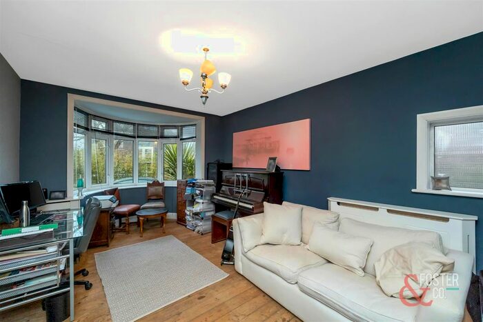 5 Bedroom Detached House For Sale In Lloyd Road, Hove, BN3