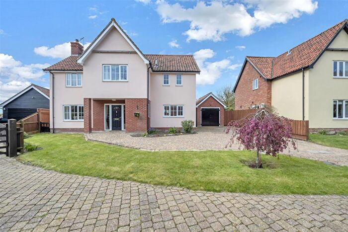 5 Bedroom Detached House For Sale In Tudor Court, Westhorpe, IP14