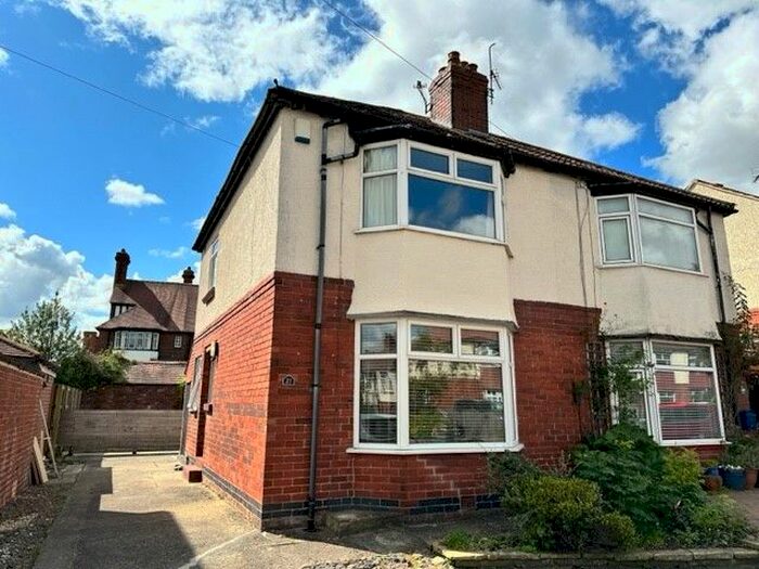 2 Bedroom Semi-Detached House To Rent In Moorgarth Avenue, York, YO24