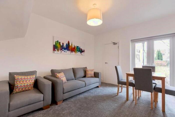 4 Bedroom Flat To Rent In Tavistock Square, London, WC1H