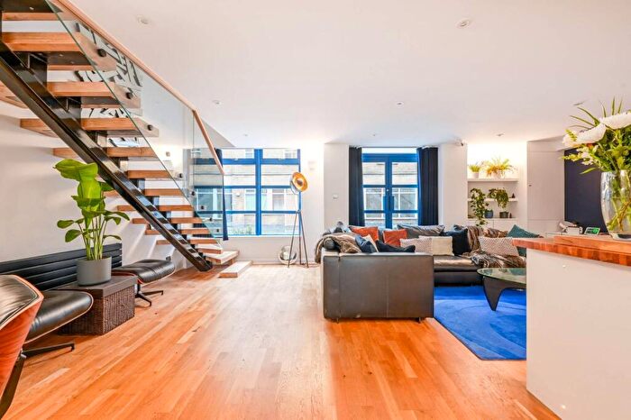 3 Bedroom Flat For Sale In G City Pavillion, Spitalfields, London, E2