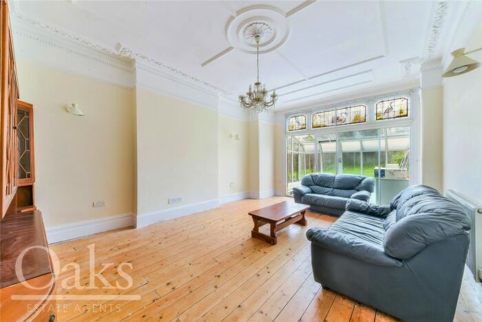 4 Bedroom Detached House To Rent In Heybridge Avenue, London, SW16