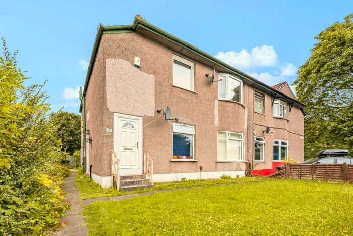 3 Bedroom Flat To Rent In Menock Road, Kings Park, G44