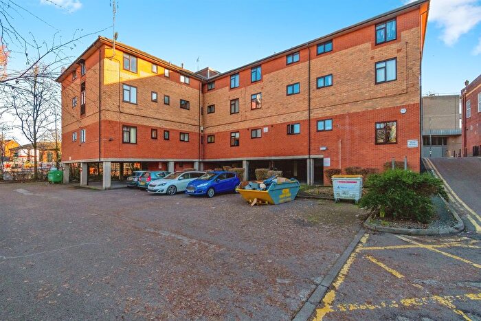1 Bedroom Flat For Sale In Hatherton Road, Walsall, WS1