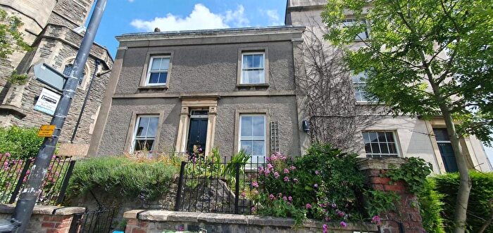 2 Bedroom Flat To Rent In St Michaels Hill, Bristol, BS2