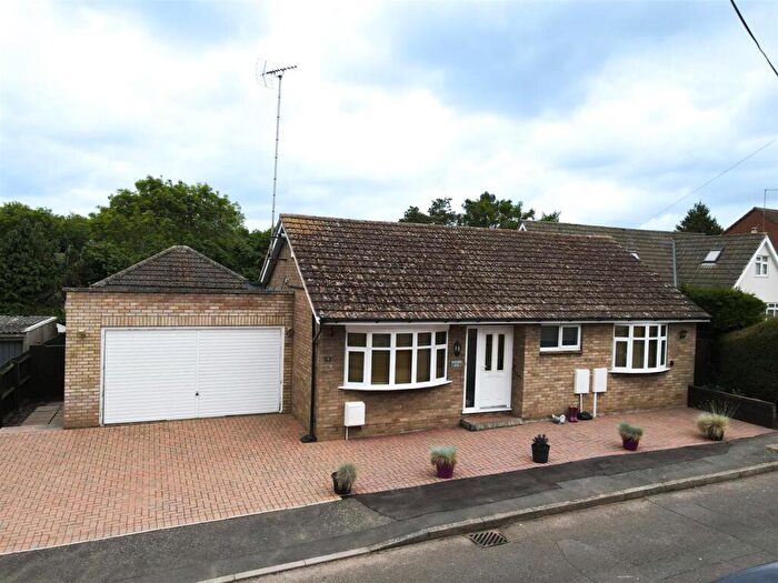 3 Bedroom Detached Bungalow For Sale In Hope Street, Bozeat, NN29