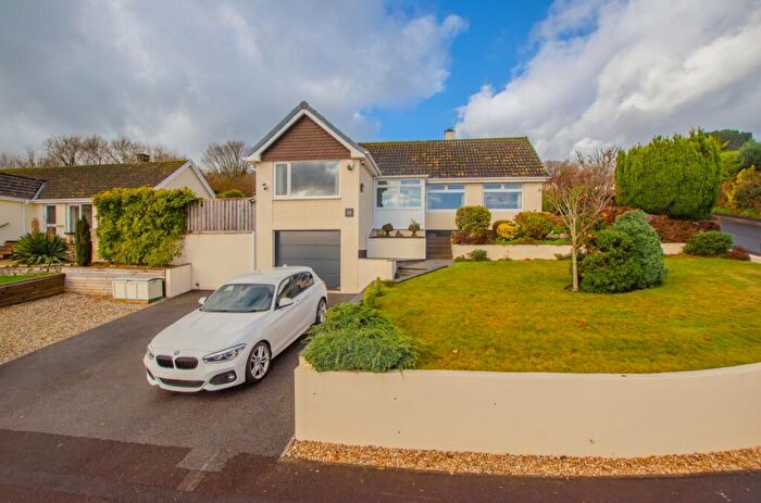 4 Bedroom Detached Bungalow For Sale In Lanhydrock View, Bodmin, PL31