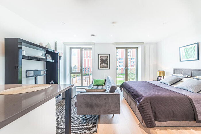 Apartment To Rent In Kelson House, Schooner Road, Royal Wharf, London, E16