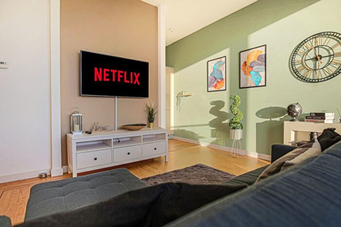 1 Bedroom Flat To Rent In Central Milton Keynes, MK9