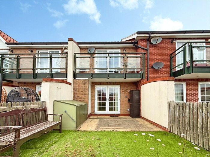 2 Bedroom Terraced House For Sale In Ellisons Quay, Burton Waters, Lincoln, Lincolnshire, LN1