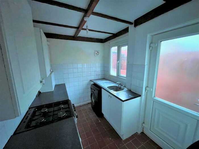 2 Bedroom Terraced House To Rent In St. Johns Road, Doncaster, DN4