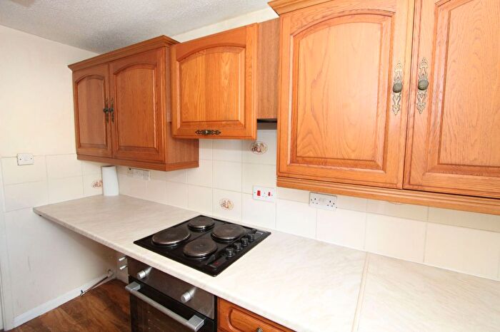 1 Bedroom Flat For Sale In Princes Road, Torquay, Devon, TQ1