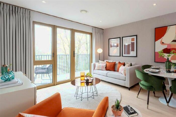 1 Bedroom Flat To Rent In Jasmine House, Brentford, TW8