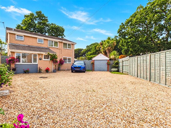 4 Bedroom Detached House For Sale In Pear Tree Close, Bransgore, Christchurch, Dorset, BH23