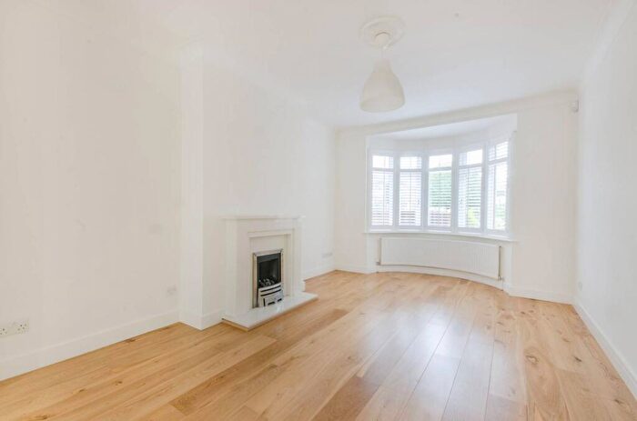 3 Bedroom Semi-Detached House To Rent In Kidbrooke Park Road, Blackheath, London, SE3