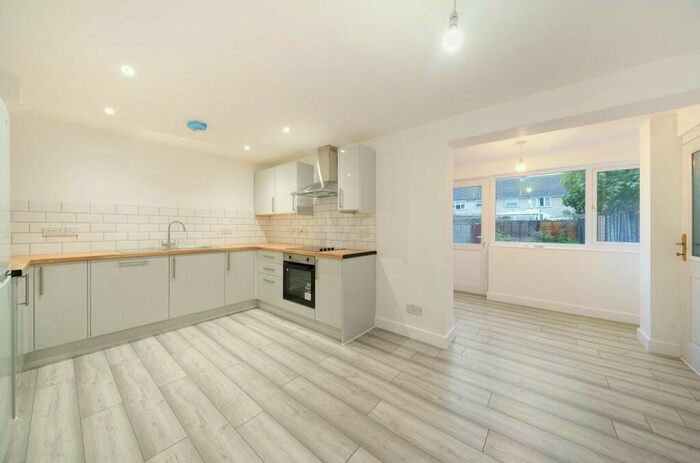 3 Bedroom Terraced House To Rent In Hunters Field, Stanford In The Vale, Faringdon, Oxfordshire, SN7