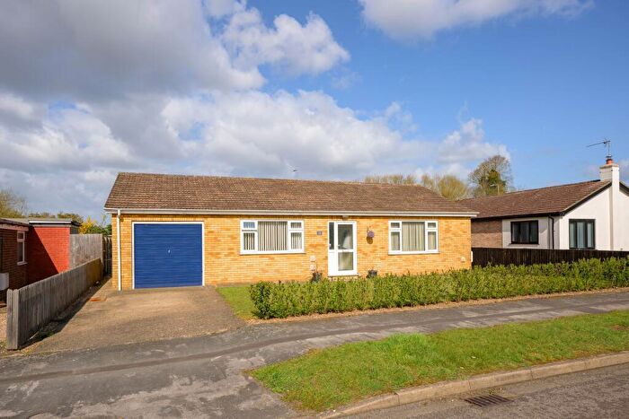 2 Bedroom Detached Bungalow For Sale In Marmion Road, Coningsby, LN4