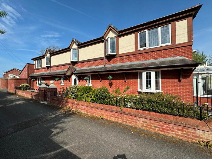 4 Bedroom Detached House For Sale In Riverside Cottage, Gwellyn Avenue, Kinmel Bay, LL18